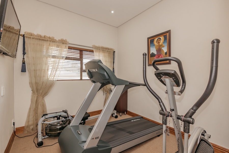 4 Bedroom Property for Sale in Baronetcy Estate Western Cape